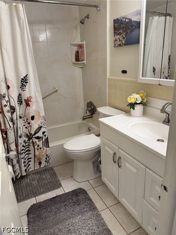 13151 Kings Point DR 7A, Fort Myers, FL 33919