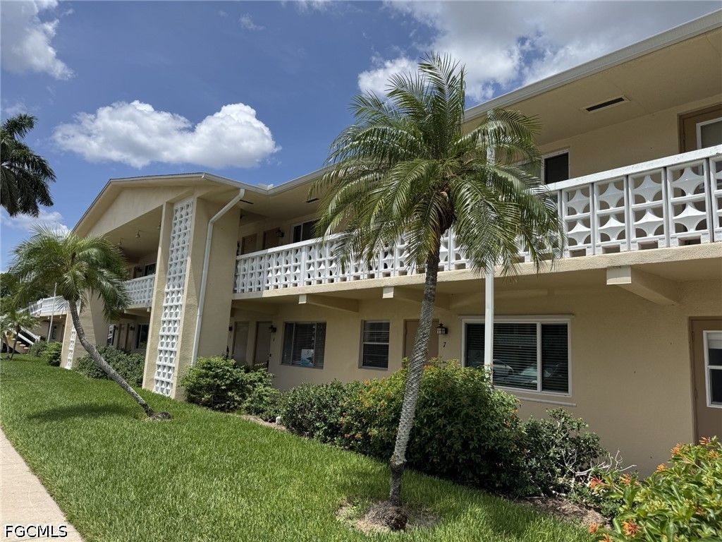 13151 Kings Point DR 7A, Fort Myers, FL 33919