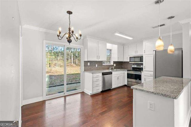 81 Russell Drive NE, Rome, GA 30165