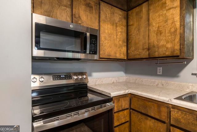 213 Debra Drive, Warner Robins, GA 31088