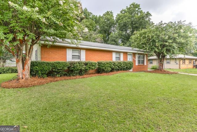 213 Debra Drive, Warner Robins, GA 31088