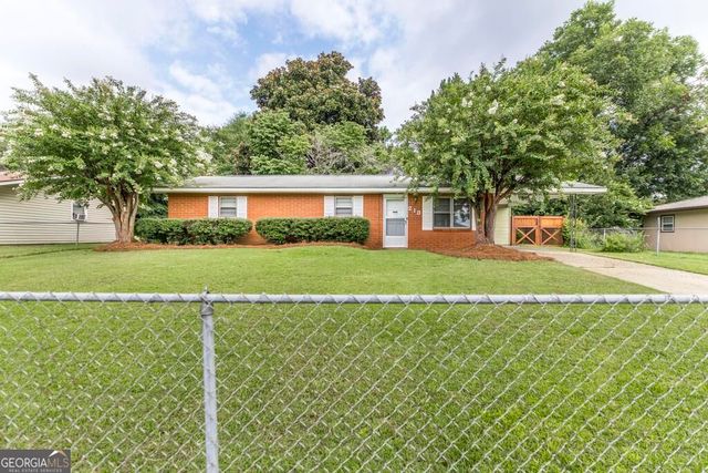 213 Debra Drive, Warner Robins, GA 31088