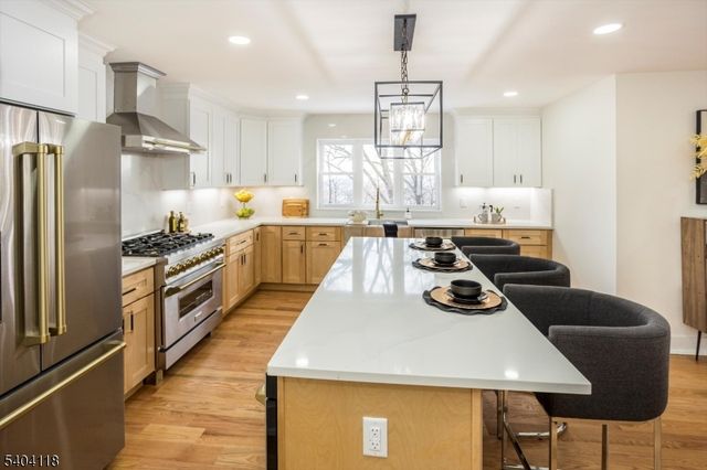 415 Mount Prospect Ave, Clifton City, NJ 07012