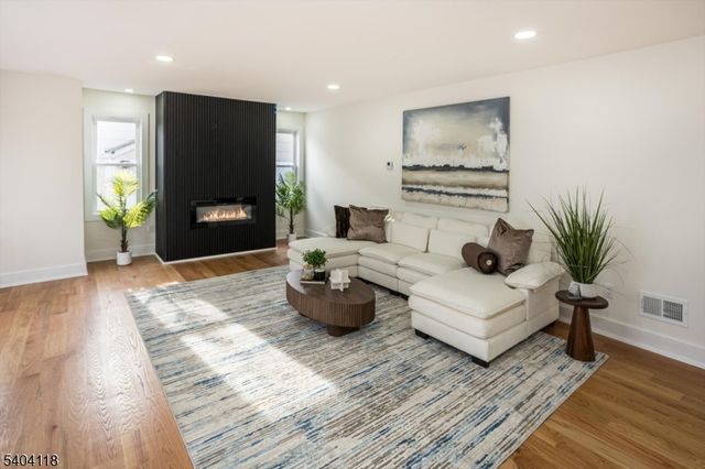 415 Mount Prospect Ave, Clifton City, NJ 07012