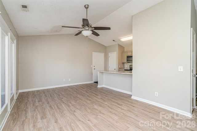 6165 Meadow Rose Lane, Charlotte, NC 28215