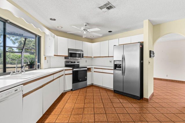 3093 NW 28th Terrace, Boca Raton, FL 33434