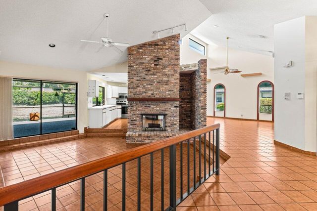 3093 NW 28th Terrace, Boca Raton, FL 33434