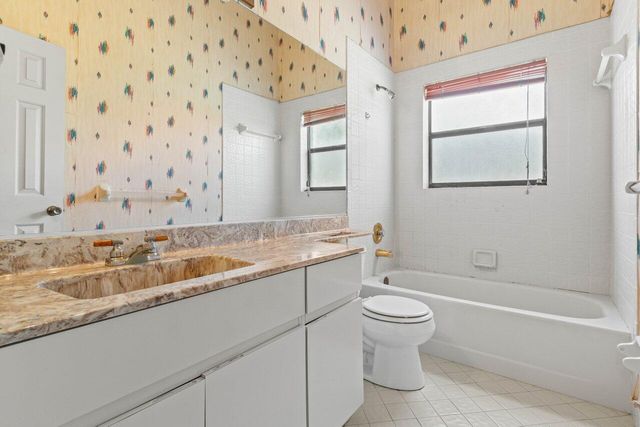 3093 NW 28th Terrace, Boca Raton, FL 33434