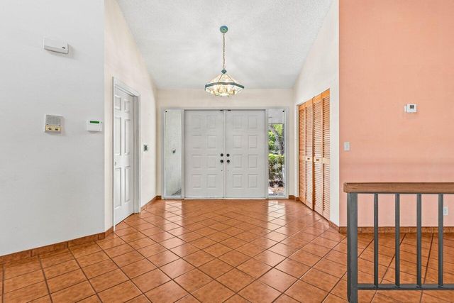 3093 NW 28th Terrace, Boca Raton, FL 33434