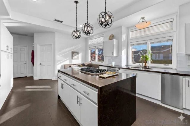 4251 Trias St, San Diego, CA 92103