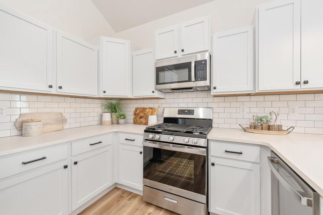 2150 E Elk Ridge Ave, Goddard, KS 67052