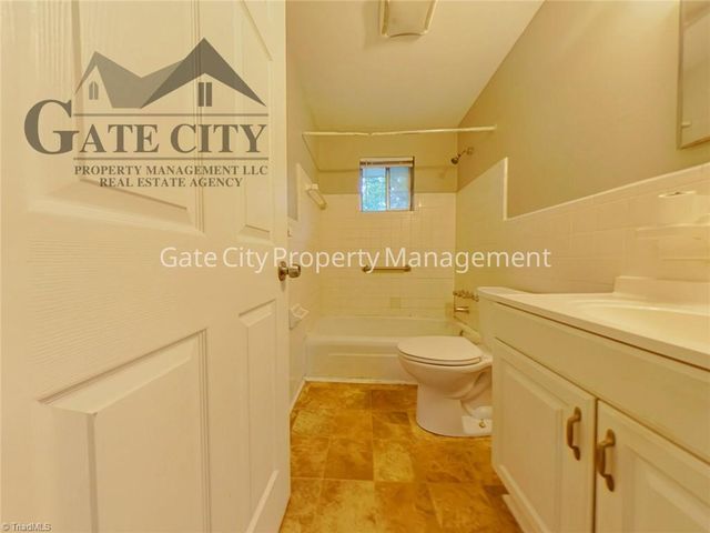 2021 Maywood Street A, Greensboro, NC 27403