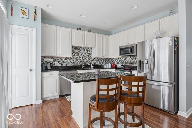 416 Beverly Court, Carmel, IN 46032