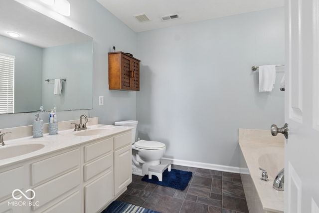 416 Beverly Court, Carmel, IN 46032