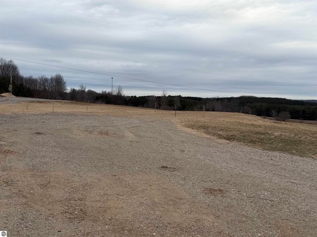 9088-B Aurora Vista Trail, Williamsburg, MI 49690