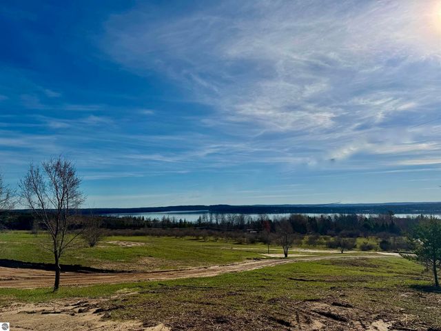 9088-B Aurora Vista Trail, Williamsburg, MI 49690