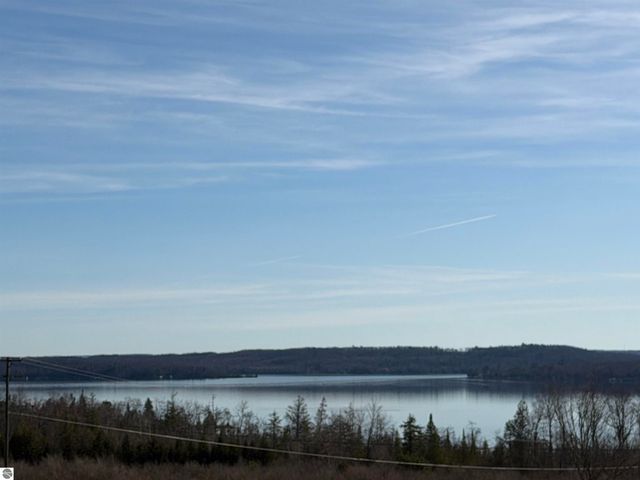 9088-B Aurora Vista Trail, Williamsburg, MI 49690