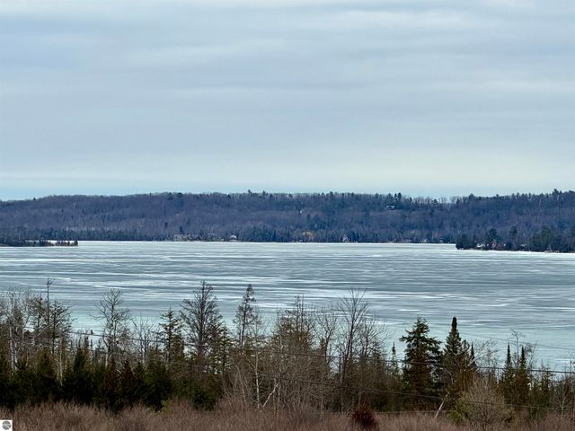 9088-B Aurora Vista Trail, Williamsburg, MI 49690