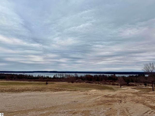 9088-B Aurora Vista Trail, Williamsburg, MI 49690