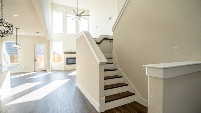 5702 Barkridge Drive, Granbury, TX 76048