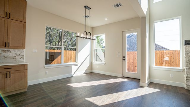 5702 Barkridge Drive, Granbury, TX 76048