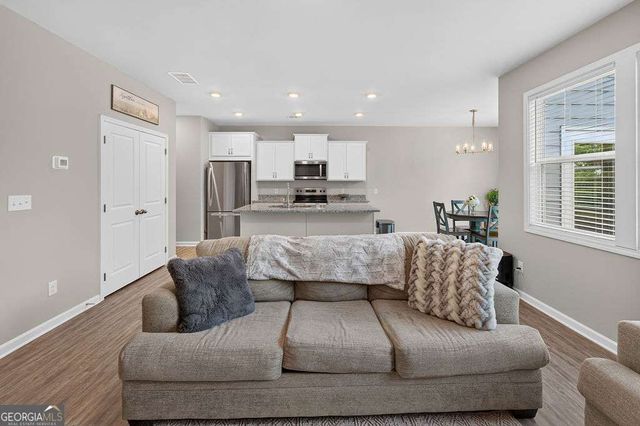 121 Mill Pond Lane, Calhoun, GA 30701