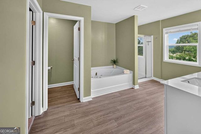 121 Mill Pond Lane, Calhoun, GA 30701
