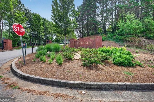 121 Mill Pond Lane, Calhoun, GA 30701