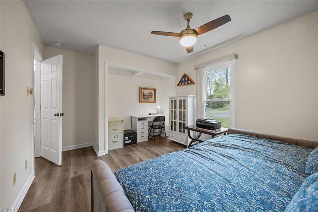 909 Chatfield Drive C, Jamestown, NC 27282