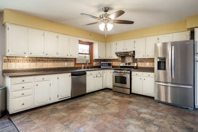 309 Whittemore Drive, South Beloit, IL 61080