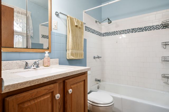 309 Whittemore Drive, South Beloit, IL 61080