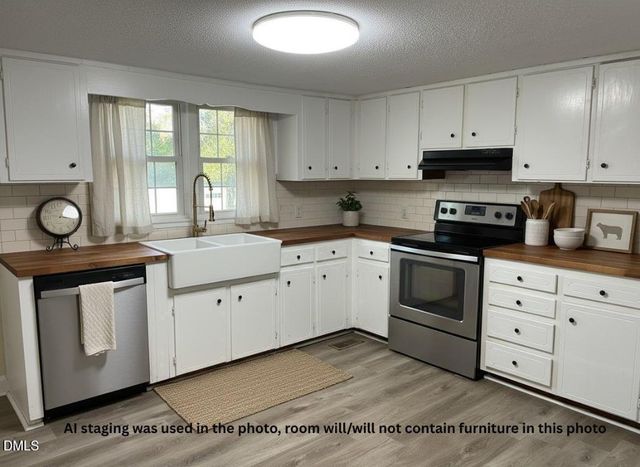 204 W Hill Street, Benson, NC 27504