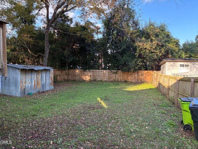 204 W Hill Street, Benson, NC 27504