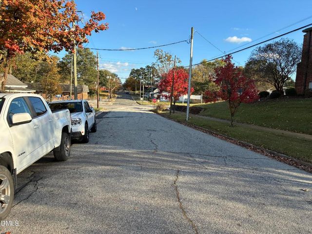 204 W Hill Street, Benson, NC 27504