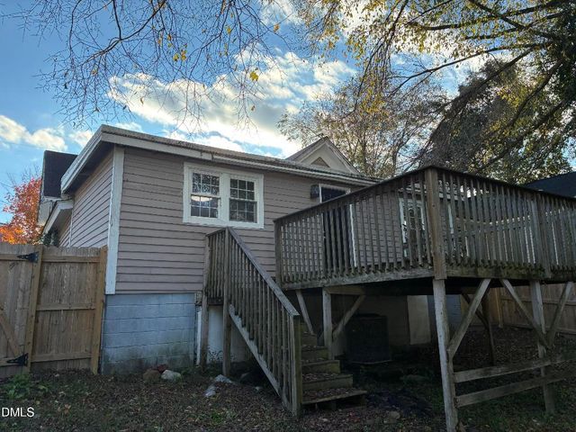 204 W Hill Street, Benson, NC 27504