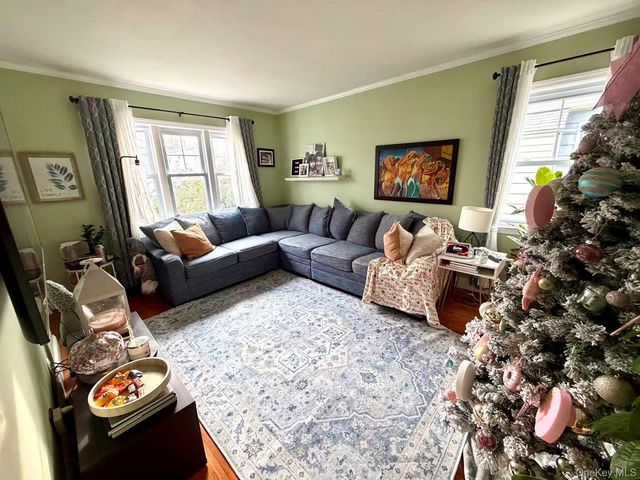 24125 85th Avenue, Bellerose, NY 11426