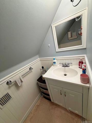 24125 85th Avenue, Bellerose, NY 11426