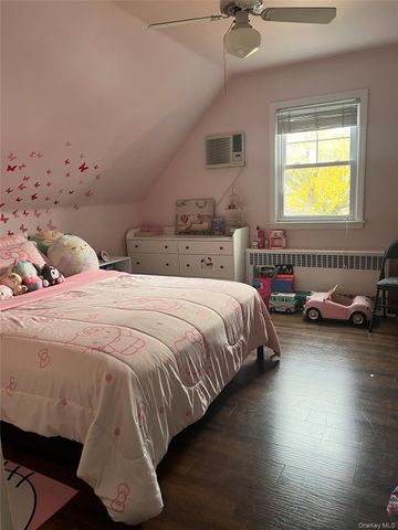 24125 85th Avenue, Bellerose, NY 11426