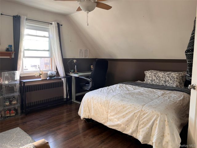 24125 85th Avenue, Bellerose, NY 11426