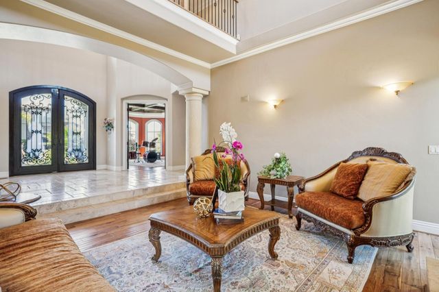 5698 La Seyne Place, San Jose, CA 95138