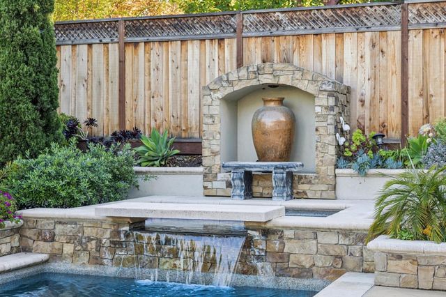 5698 La Seyne Place, San Jose, CA 95138