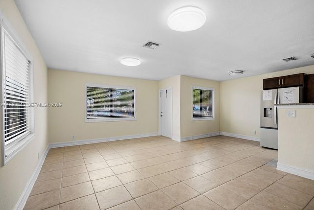7604 SW 10th Court 2, North Lauderdale, FL 33068