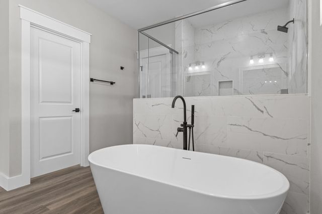 5521 Chenier Drive, Gulf Breeze, FL 32563