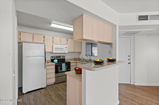 5751 N Kolb Rd Unit 25201, Tucson, AZ 85750