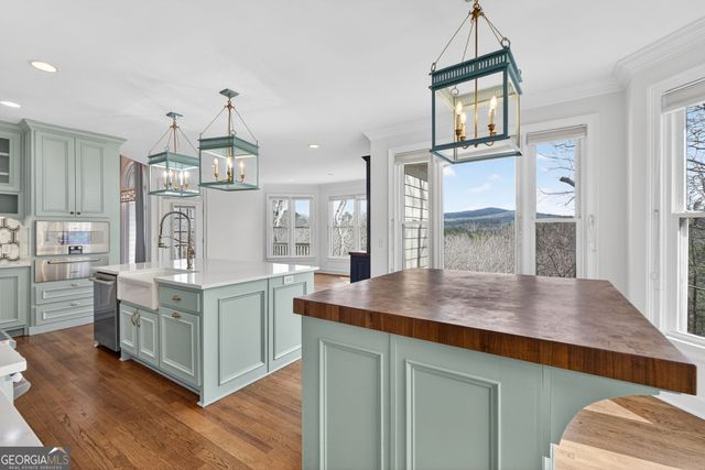 1027 Hunters Trace, Jasper, GA 30143