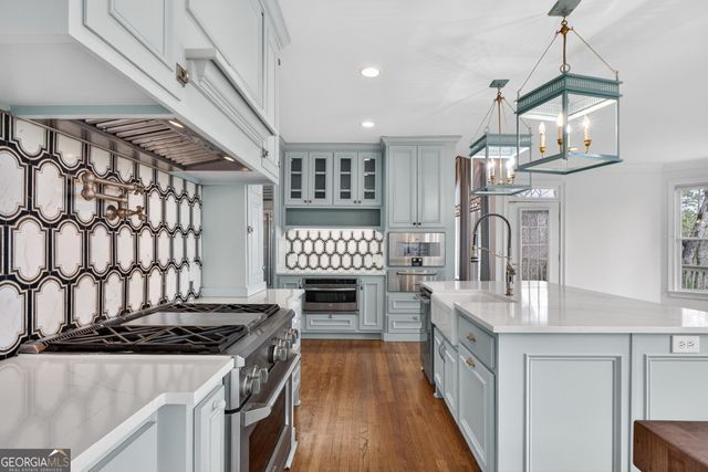 1027 Hunters Trace, Jasper, GA 30143