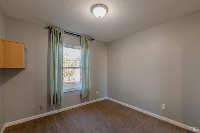 978 Eleanor Ave, Rohnert Park, CA 94928