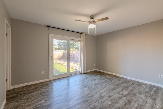 978 Eleanor Ave, Rohnert Park, CA 94928