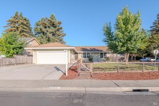 978 Eleanor Ave, Rohnert Park, CA 94928