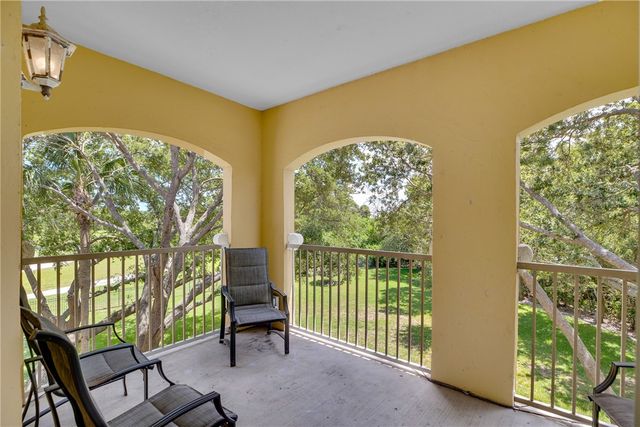 5045 Fairways Circle D306, Vero Beach, FL 32967